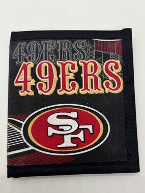 NWOT SF 49ers bifold Velcro wallet